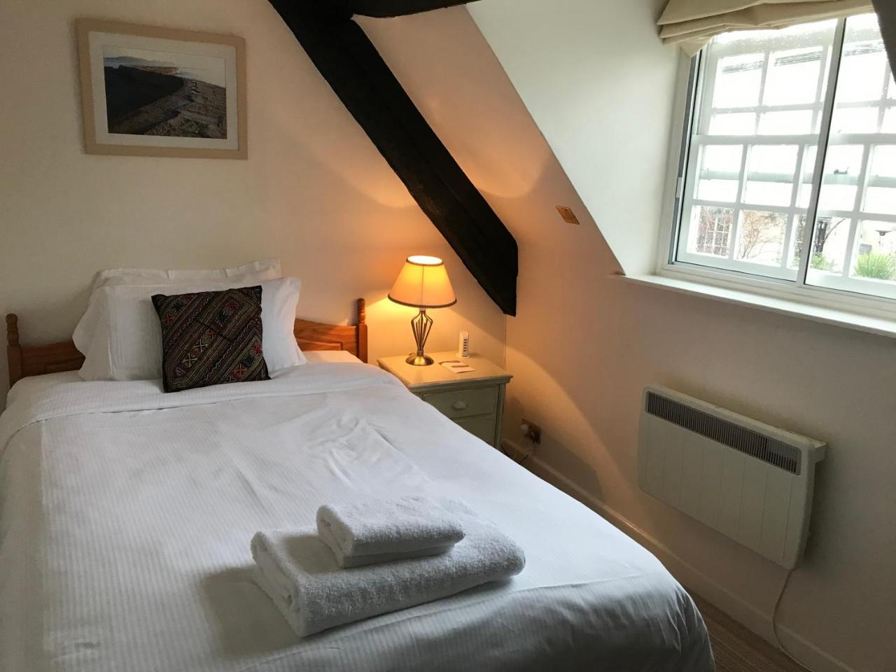 The Mariners Hotel Lyme Regis Ngoại thất bức ảnh